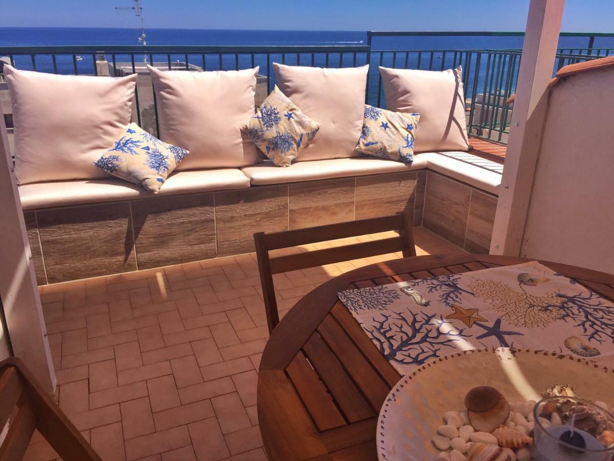 Suite sul mare Mascali Exterior foto